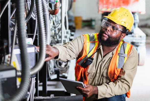 Best Electrical Contractors for Businesses  in Great Neck Gardens, NY